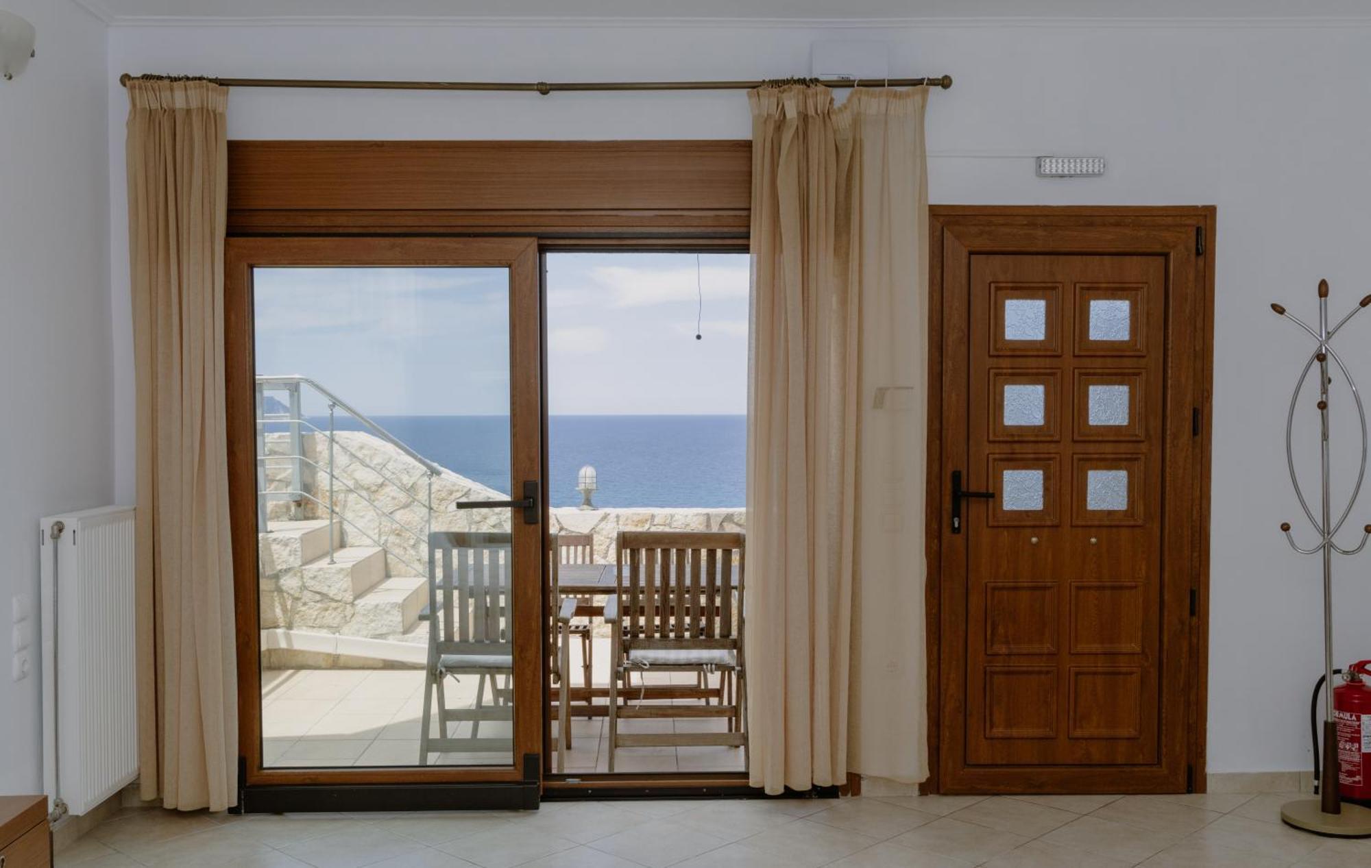 Pasifai Apartment *