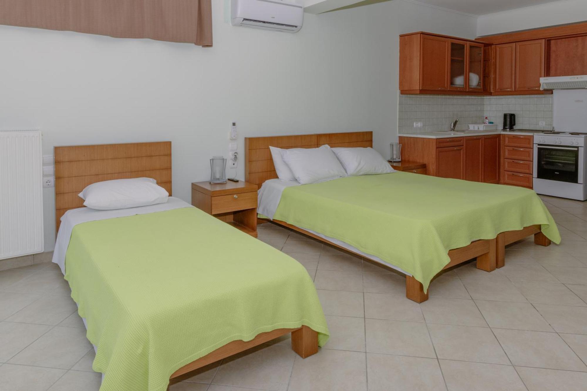 Pasifai Apartment *