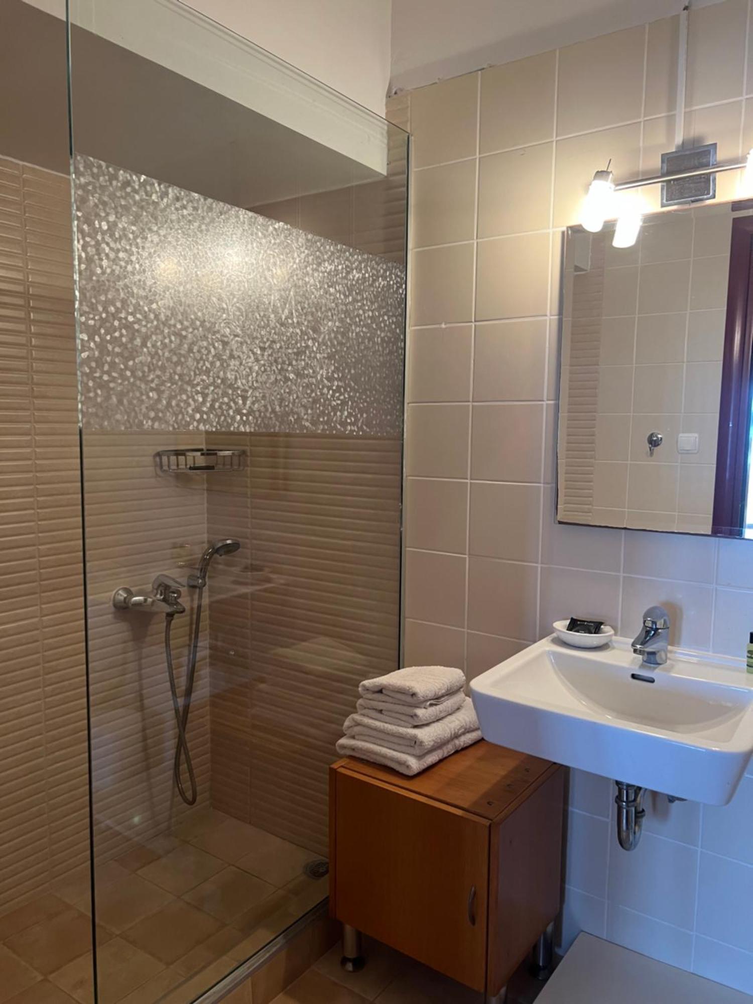 Pasifai Apartment Mourteri